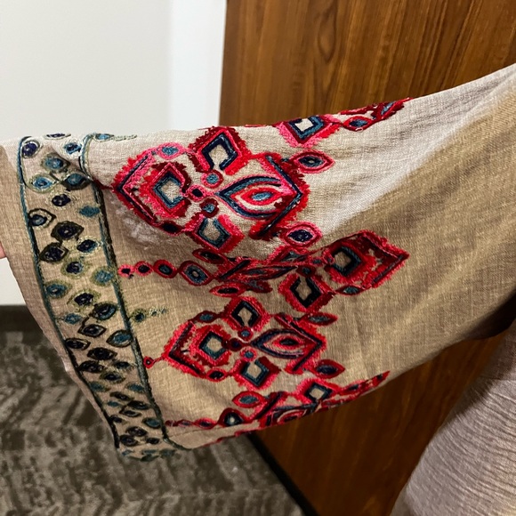 Olivia & Martin Blouse Top 1X Tan Embroidered bell Sleeve bohemian Hippie - Picture 9 of 10